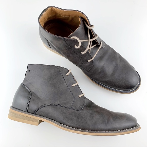 hawker rye Other - Hawker Rye Abigovia Chukka Boots Grey Faux Leather Men’s 8.5